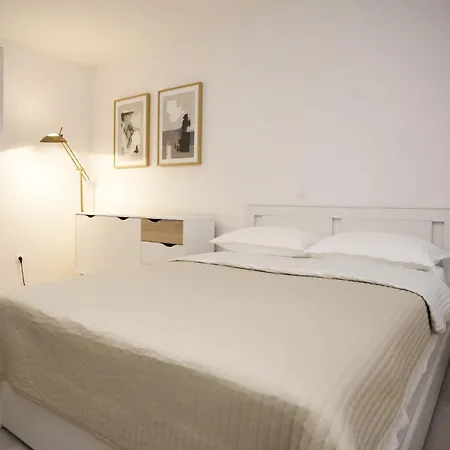 Apartament Jon *
