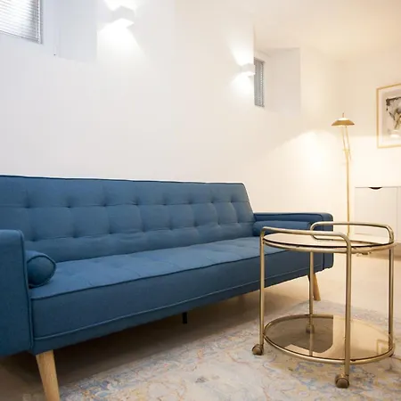Jon Apartment Split
